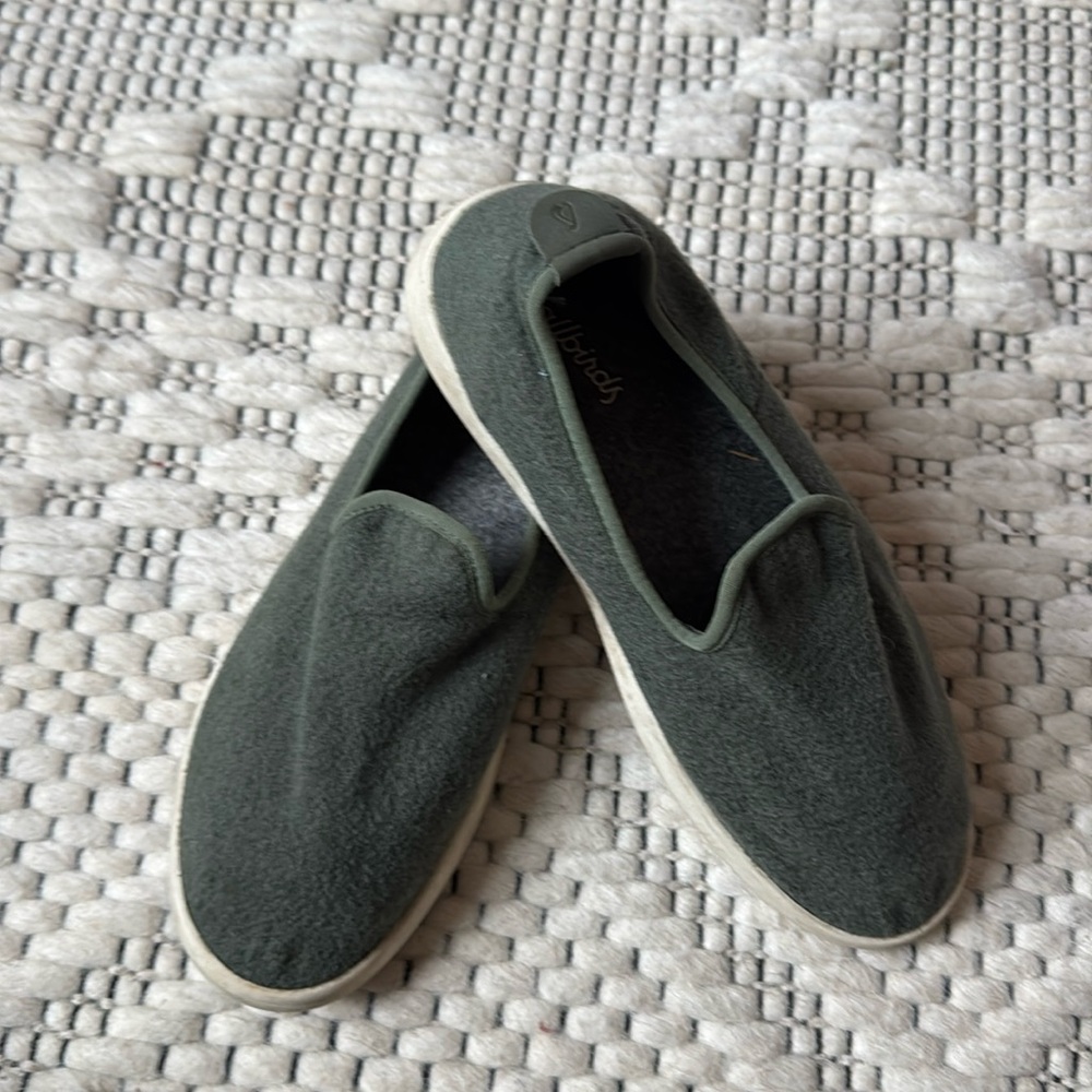 Allbirds wool loungers - sage green